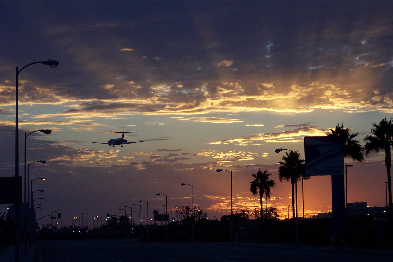 Aircarft landing at LAX