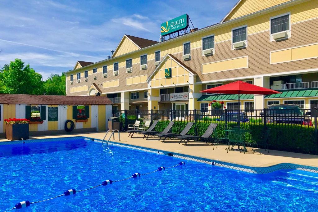The Quality Inn & Suites Evergreen Hotel, one of a number of hotels in Augusta, Maine.