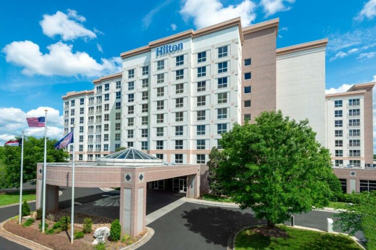 The Hilton Charlotte Airport Hotel, one of several hotels near Billy Graham Library.