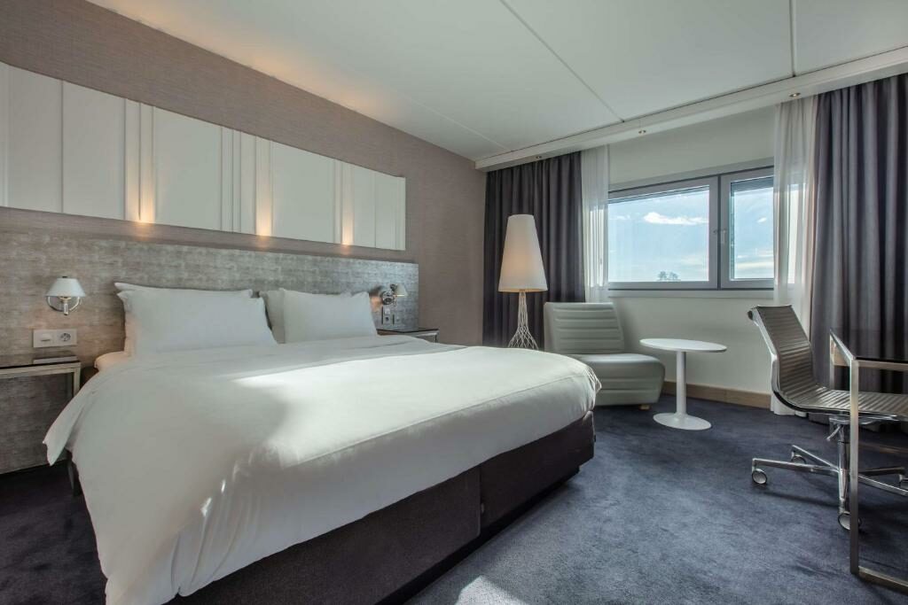 A standard room at the Radisson Blu Airport Hotel Oslo Gardermoen.