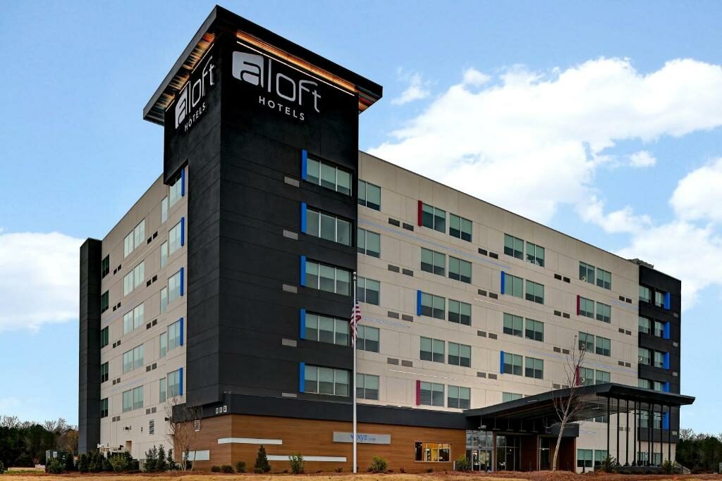 The Aloft Mooresville is another hotel near Davidson College.