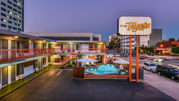 The Tangerine is one of a number of hotels near Warner Bros. Studios in Burbank, CA.