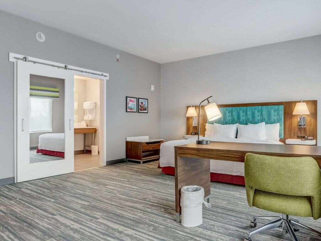 A room at the Hampton Inn & Suites Cincinnati Midtown Rookwood.